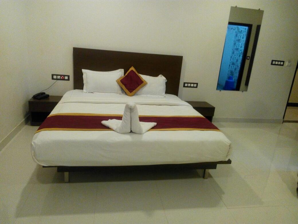 Hotel Grand Kubera Chikmagalūr Exterior foto