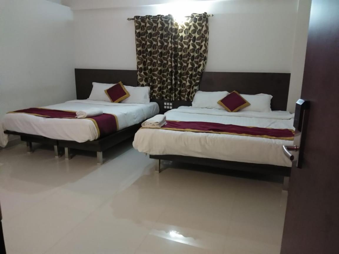Hotel Grand Kubera Chikmagalūr Exterior foto